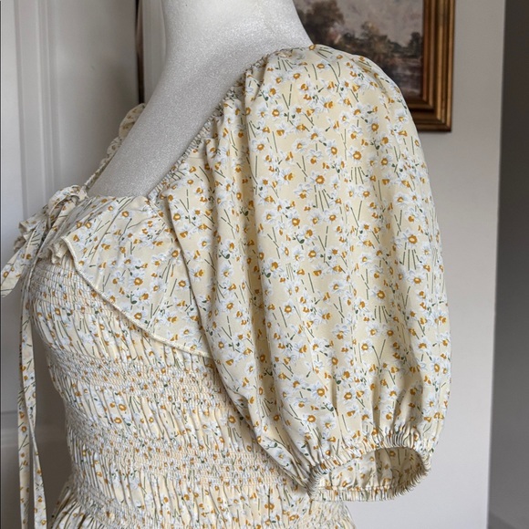 Ivy City Co XS butter yellow and baby blue Floral Smocked Midi Dress Puff Sleeve - Picture 6 of 10